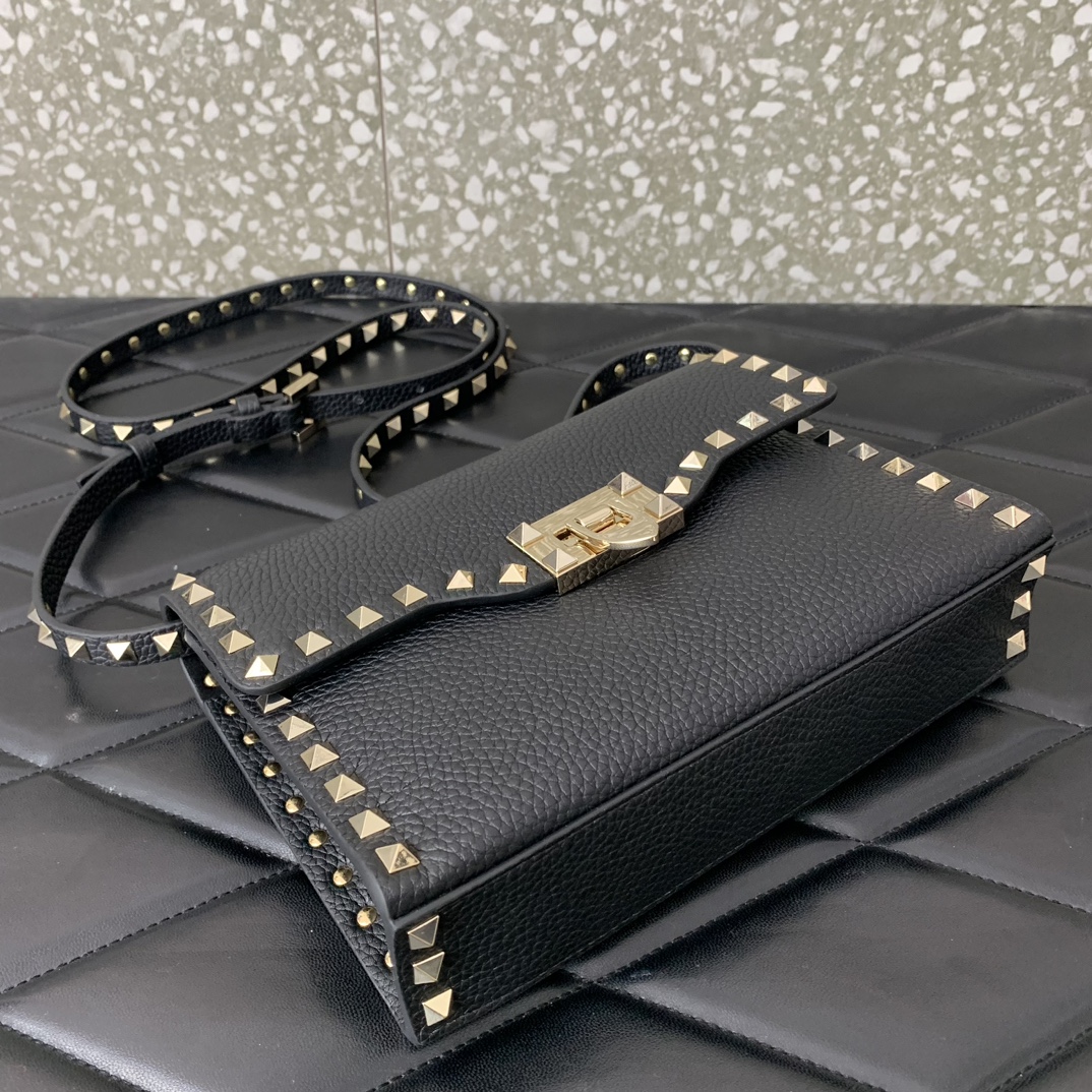 Valentino Garavani Rockstud Crossbody Bag in Black Grainy Calfskin